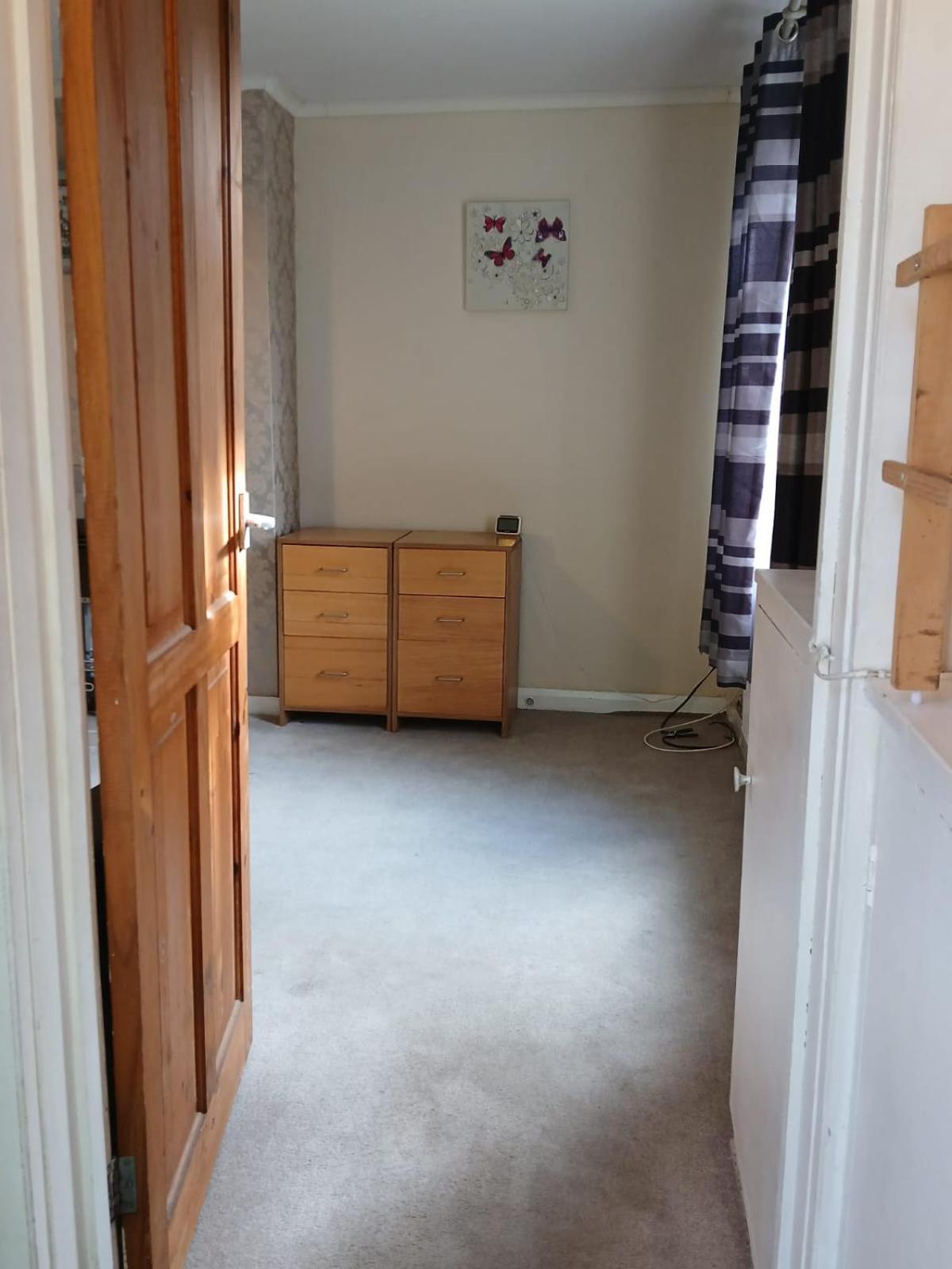 1 Hoyland Avenue 2 Bed House Holiday home *