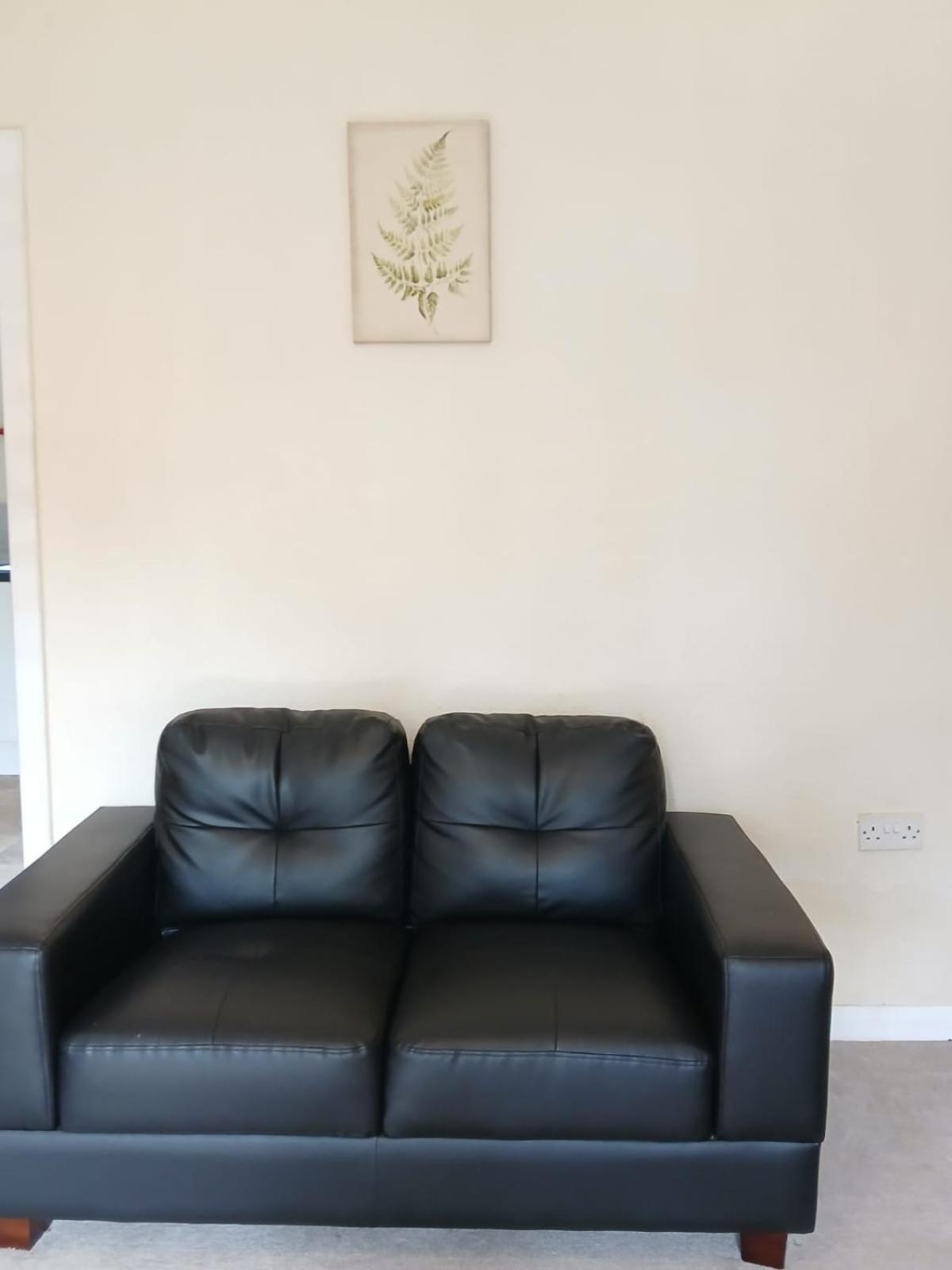 Holiday home 1 Hoyland Avenue 2 Bed House Nottingham